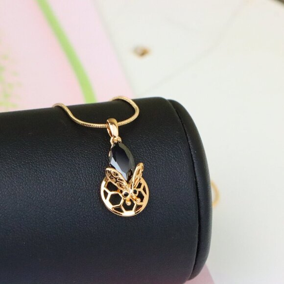 "Rose Gold Honeycomb Butterfly Pendant with Black Gem, XPPT1314 - Picture 5 of 13